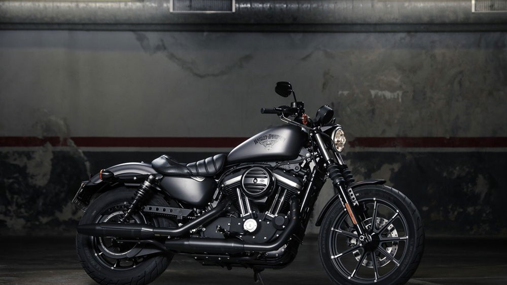 Sportster Iron 883 review