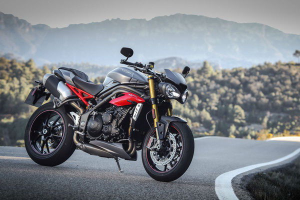 Speed Triple R review