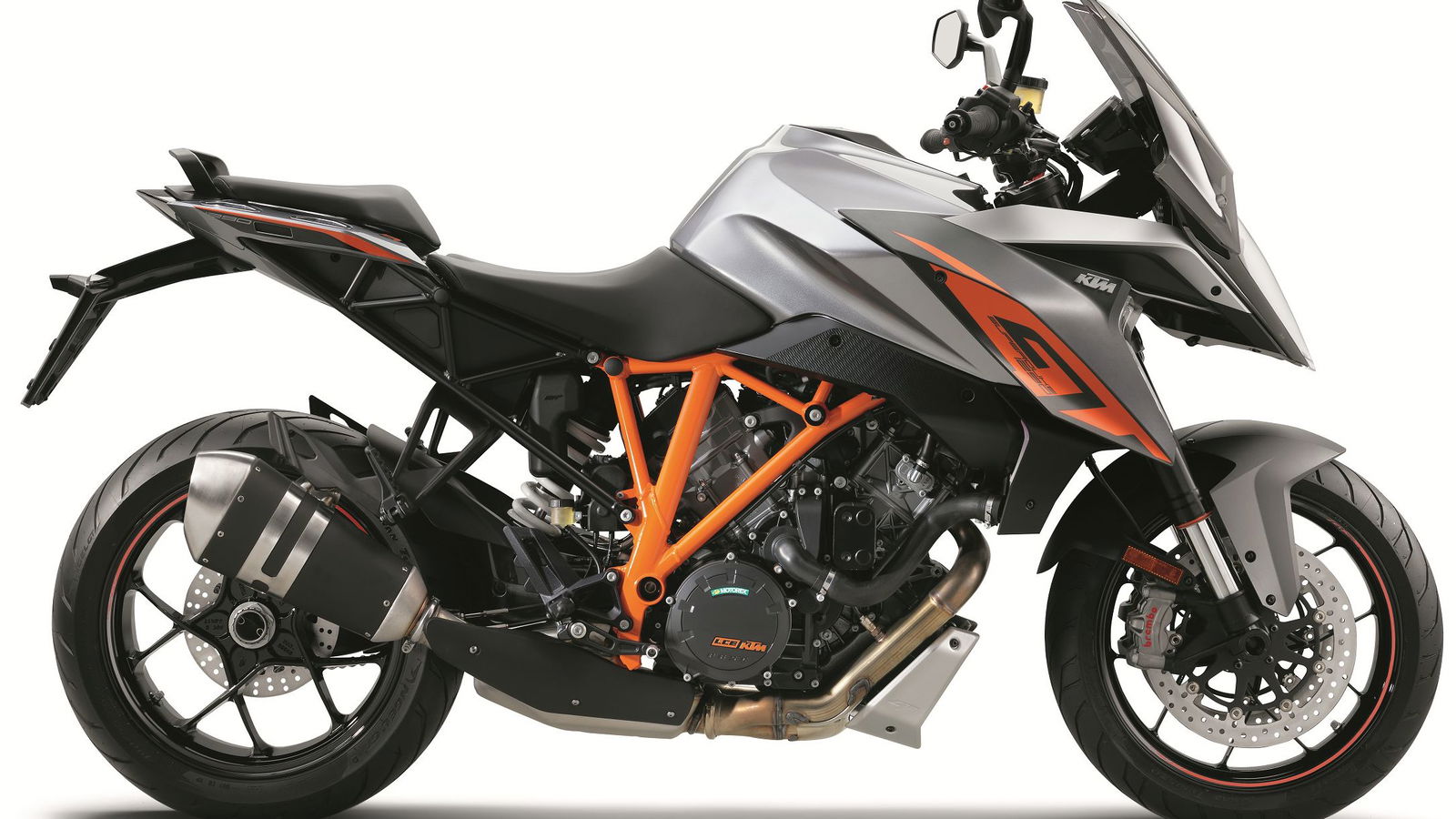  1290 Super Duke GT review