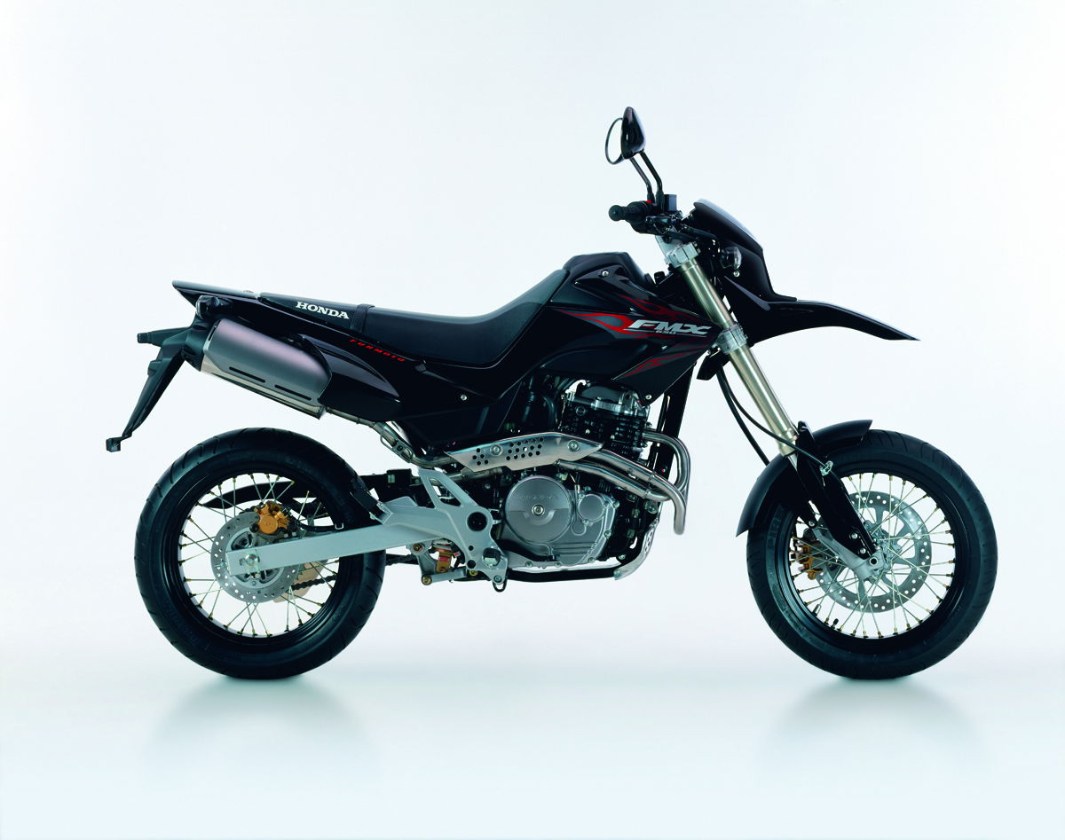 LC4 640 Supermoto (1998 - 2006) review