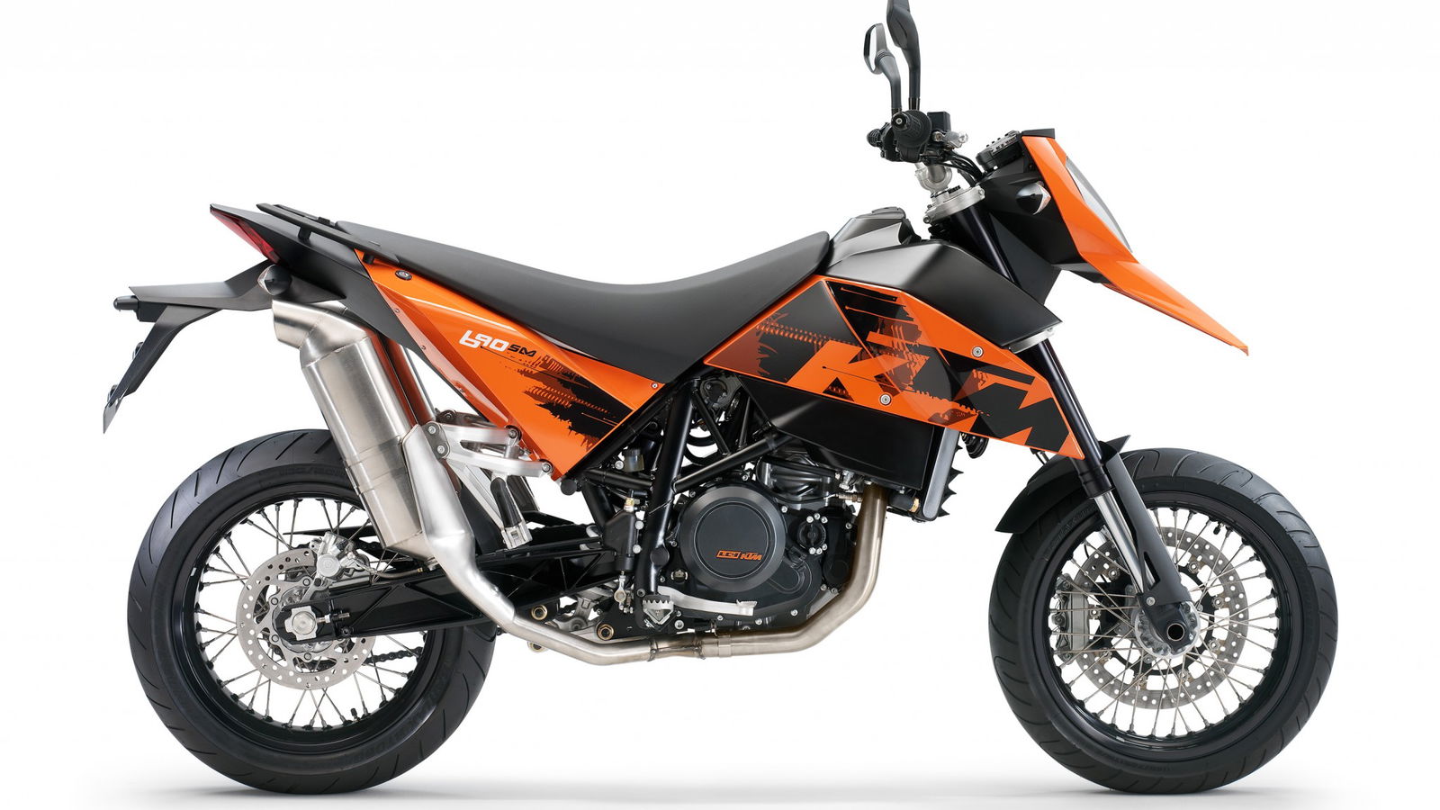 690 SM Supermoto (2006 - present) review