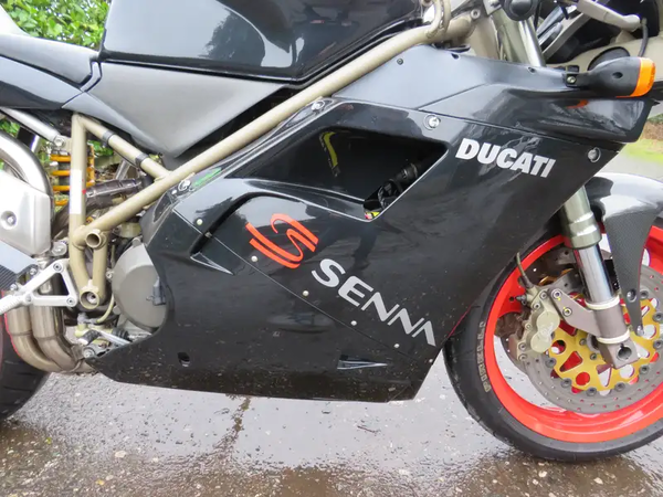 Ducati 916 Senna III. - Iconic Auctioneers