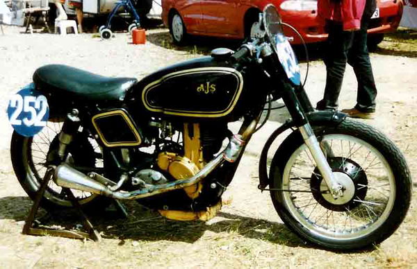 AJS 7R