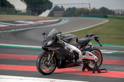 Aprilia RSV4 1100 Factory