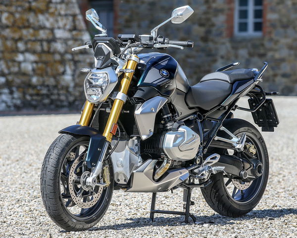 BMW R1250R