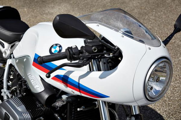 Triumph Thruxton R vs BMW R nineT Racer S review