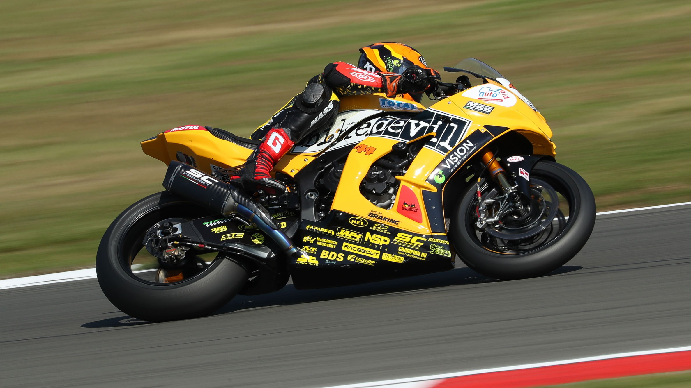 Gino Rea - Bike Devil Racing [credit: Ian Hopgood Photography]