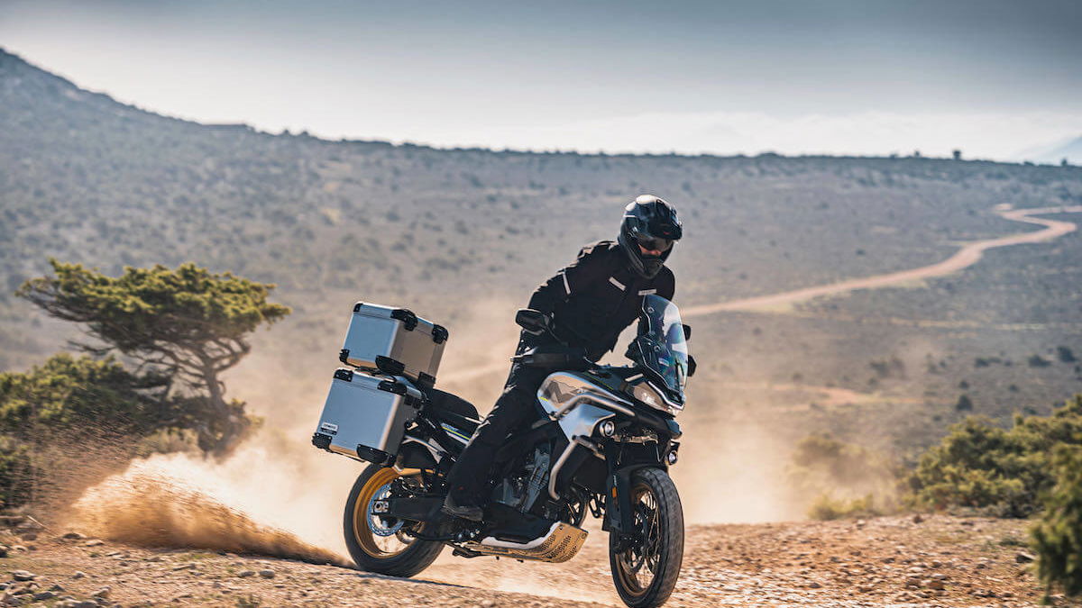 CFMoto 800MT Touring sliding on gravel. - CFMoto