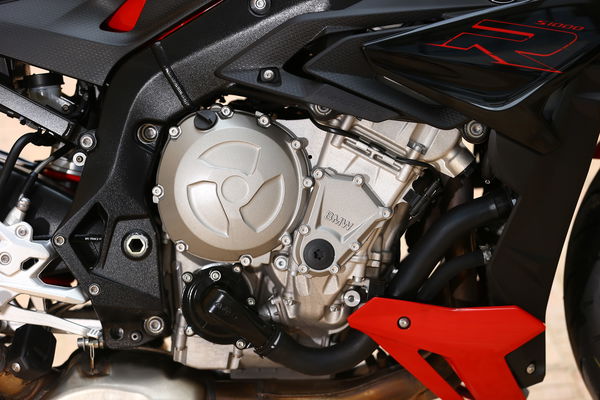 2017 BMW S1000R engine