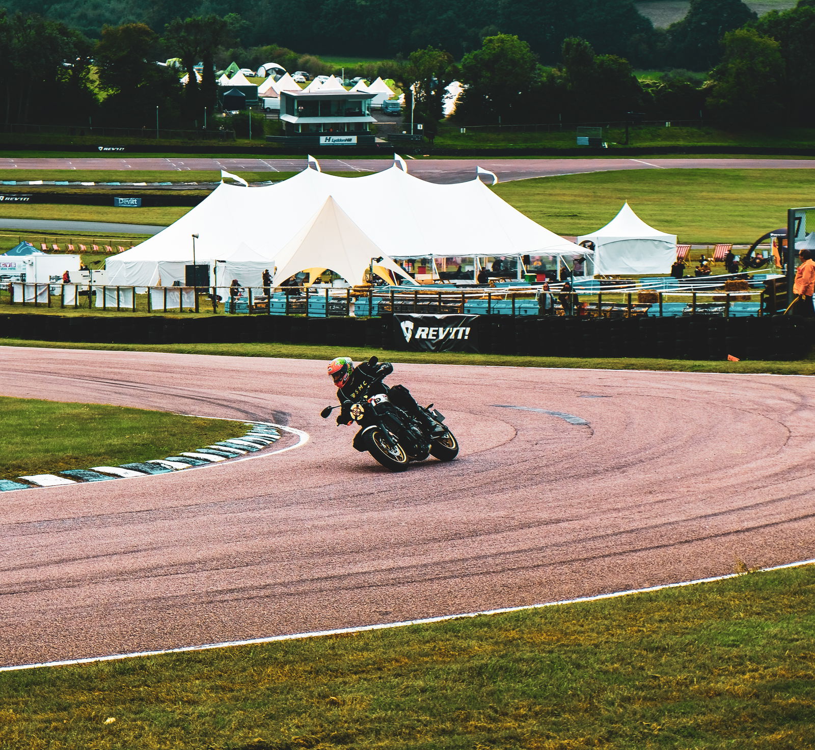 Yamaha XSR700 X-Tribute at the Bikeshed Festival