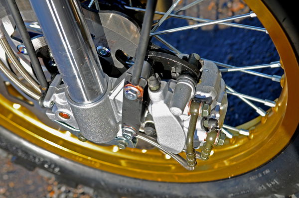 Bullit Hero 125 brakes