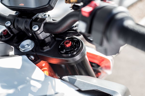 KTM 1290 Super Duke R (2019) Review