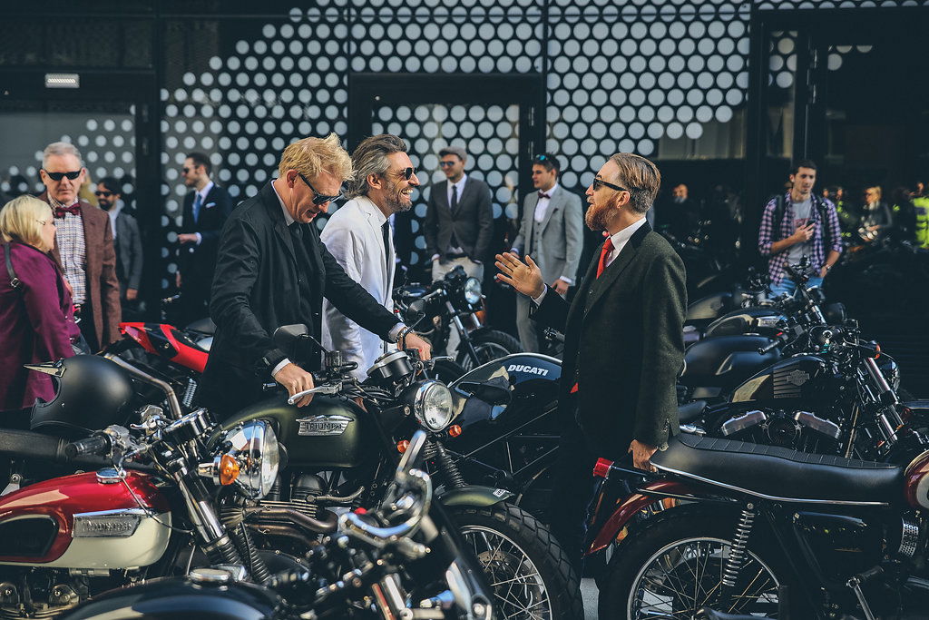 Triumph Street Cup vs Ducati Scrambler Café Racer review