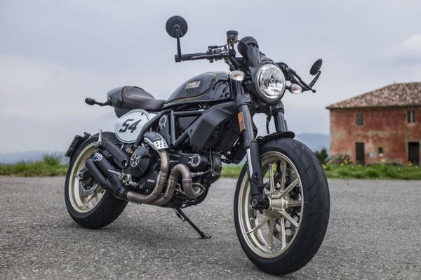 Ducati Scrambler Café Racer (2017) review