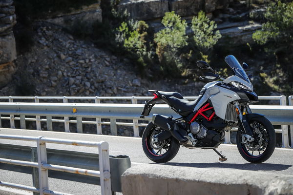 Multistrada 950 S Static