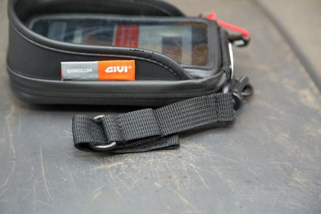 givi mobile phone holder