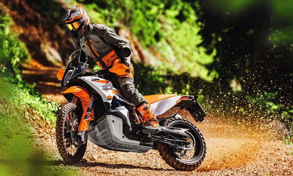 2023 KTM 890 Adventure