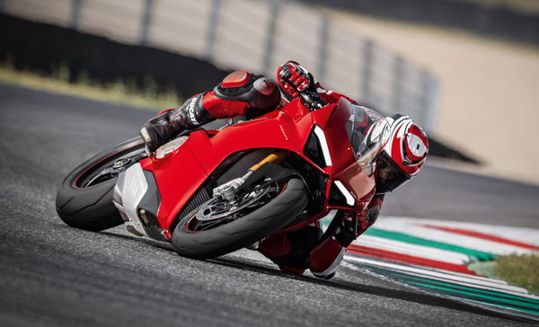 Ducati unveils Panigale V4 ahead of EICMA