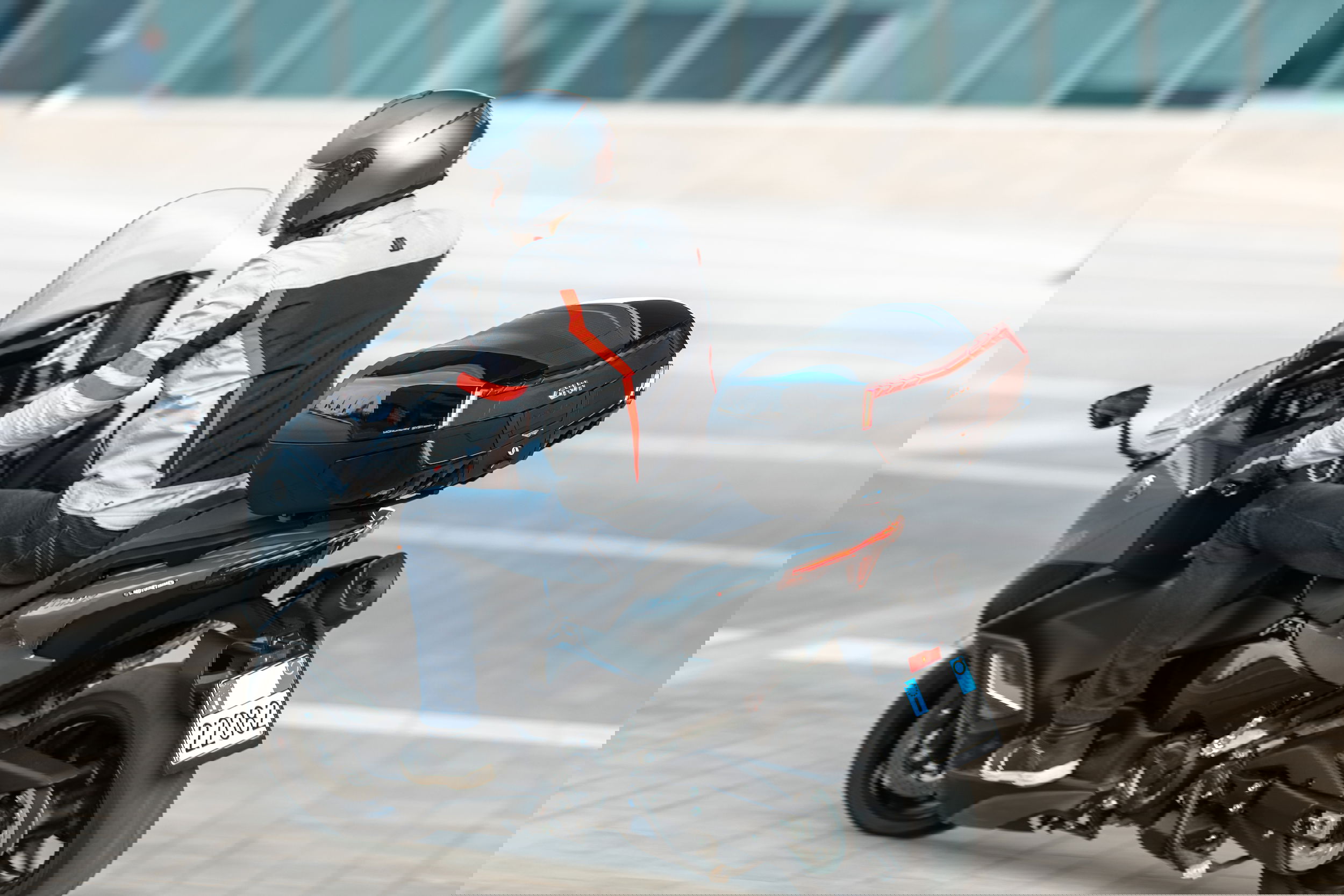 Givi Maxia 5 top box