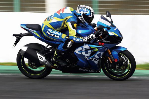 Suzuki tweaks GSX-R1000 range for 2019