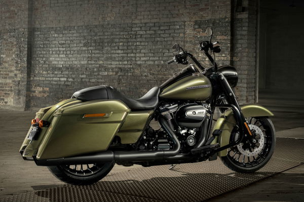 Harley reveals new Road King Special