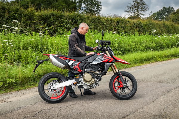 Hypermotard 689 Mono RVE