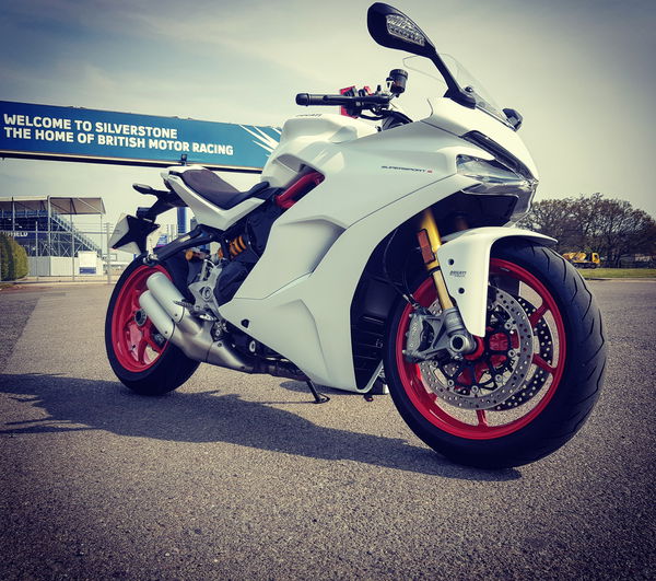 Ducati Supersport S