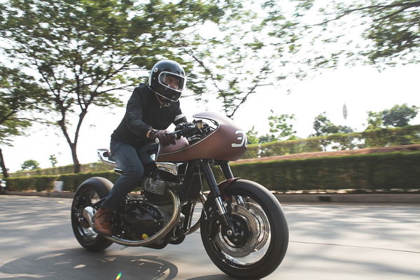 Minimalist Custom Royal Enfield Continental GT 650 | Krom Works