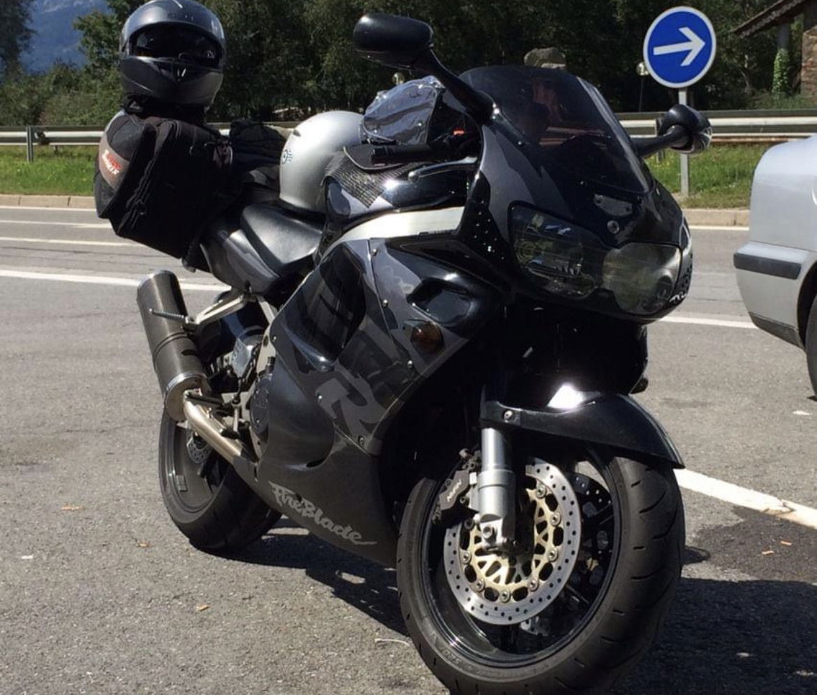 A 1998 Honda Fireblade