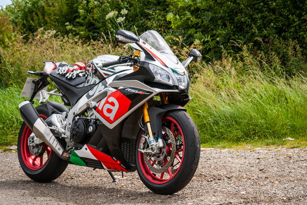 Aprilia RSV4 RF