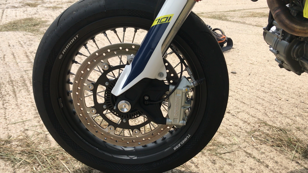 Husqvarna 701 Supermoto