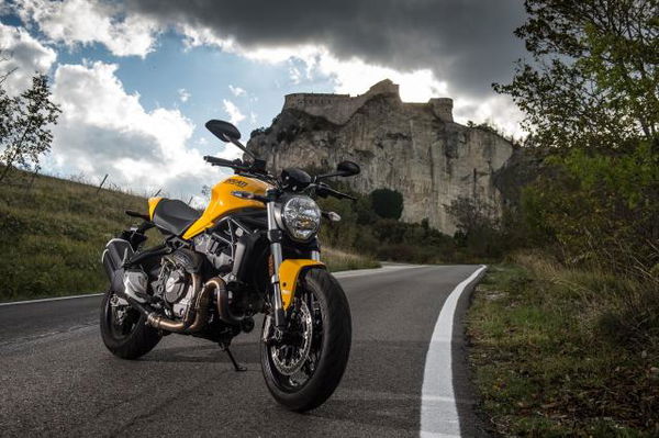 Ducati Monster 821 review