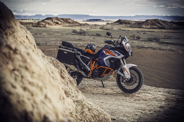 MY21 KTM 1290 SUPER ADVENTURE R