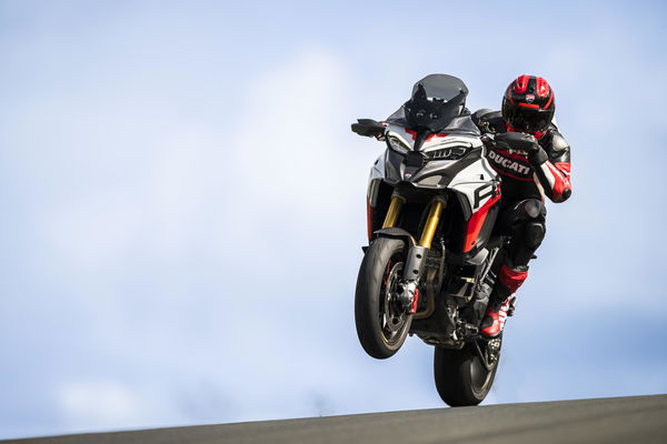 Ducati Multistrada - V4 RS - action