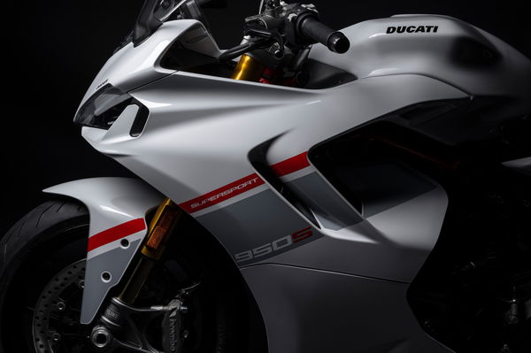 Ducati Supersport 950 S