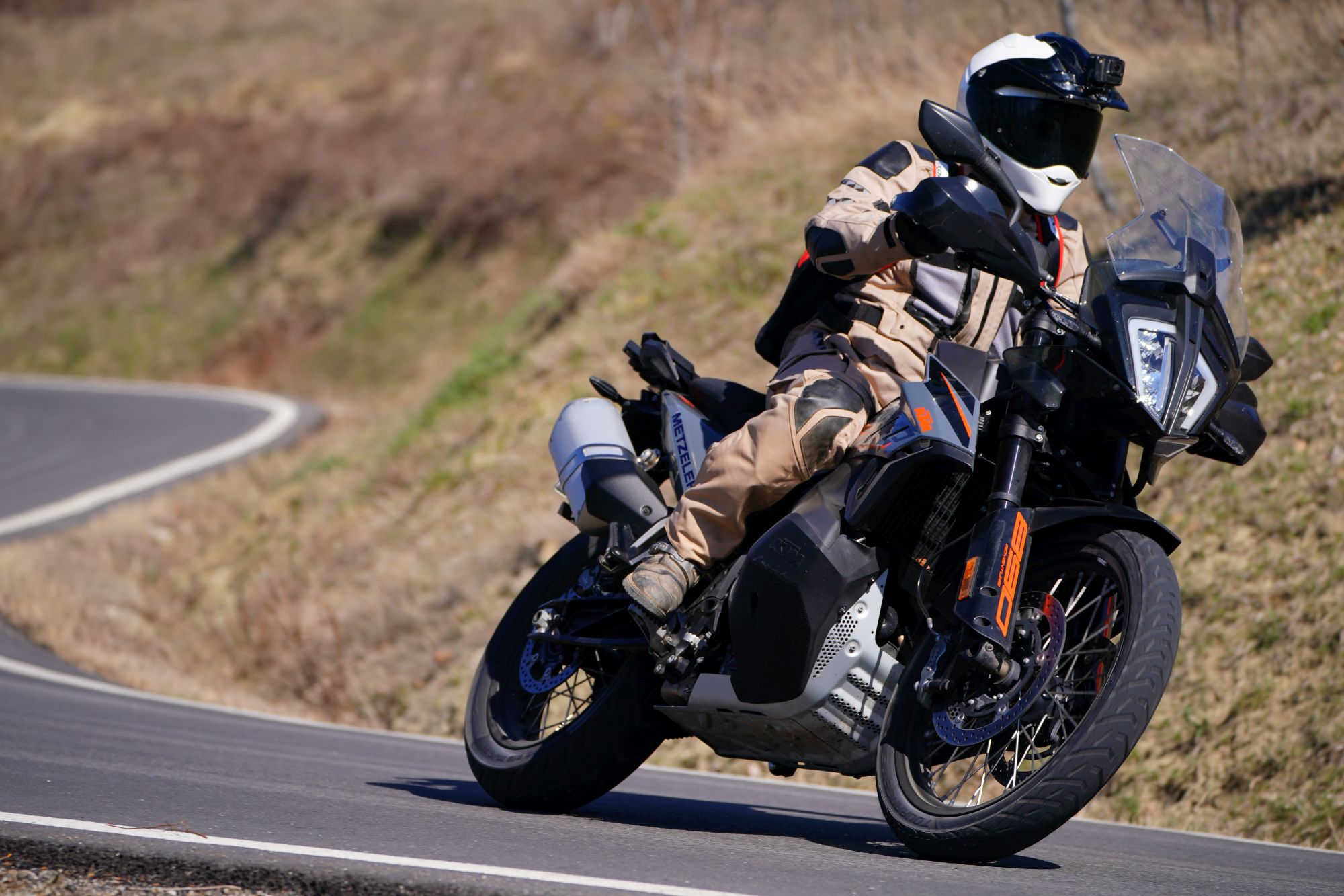 Metzeler Touran… | On-road adventure motorcycle review