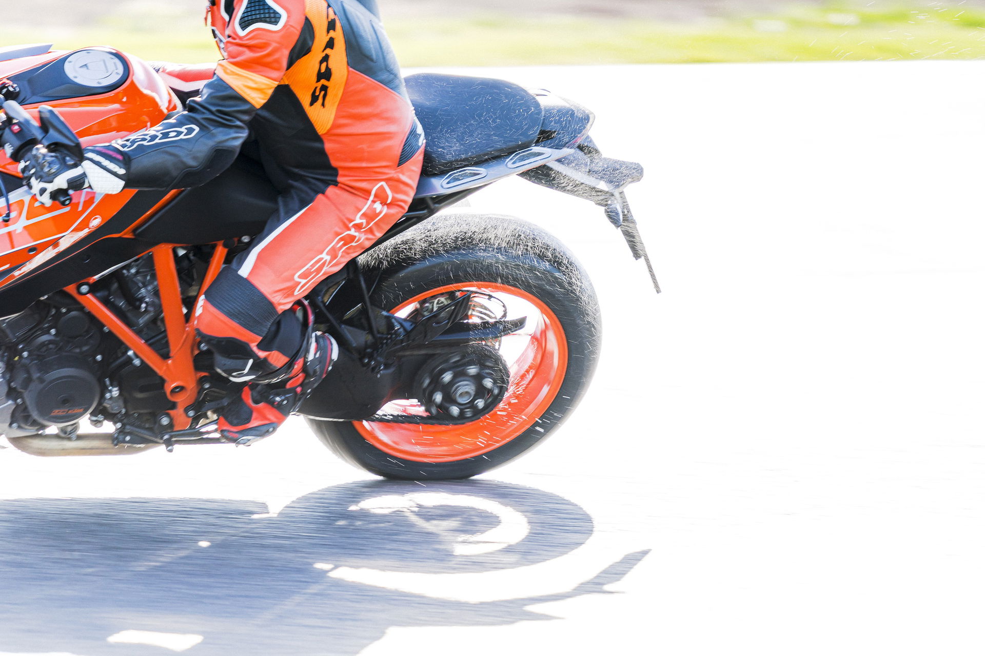 Metzeler Sportec M9RR review