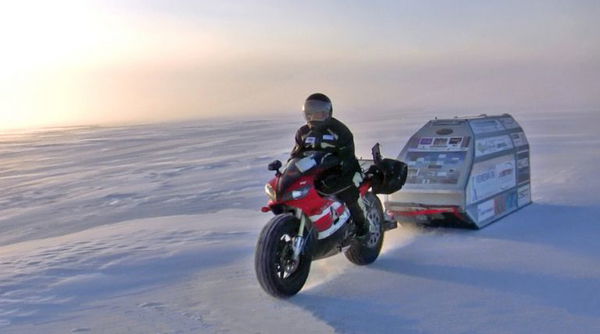 North Pole Yamaha R1