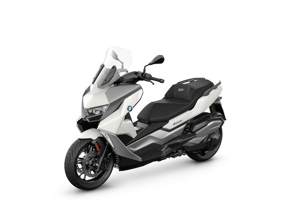 BMW C400GT 2021 studio