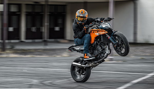 KTM Duke 125