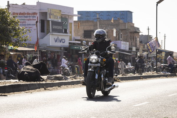 Royal Enfield Super Meteor 650 riding India