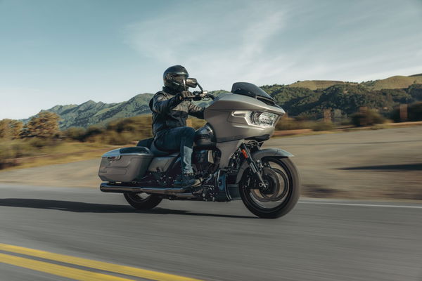 2023 CVO Road Glide and CVO Street Glide