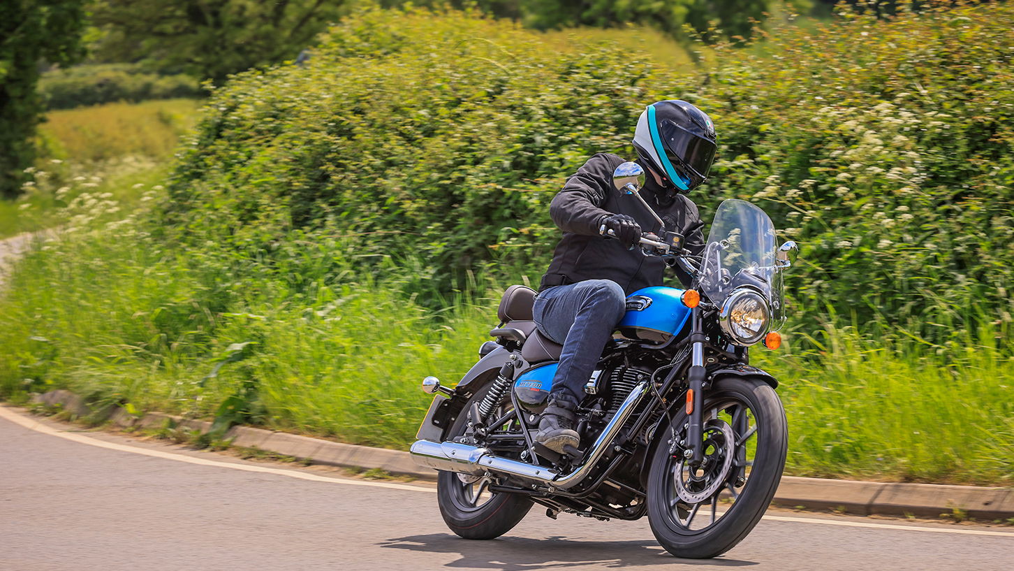 royal enfield meteor review