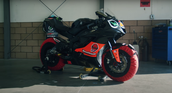 Guinness World Record Yamaha R6