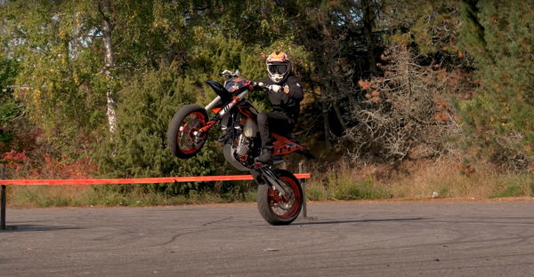 Arttu Stenburg KTM supermoto stunts