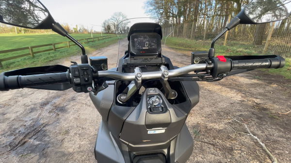 Honda ADV350 (2022) review | New Adventure Scooter Full Review