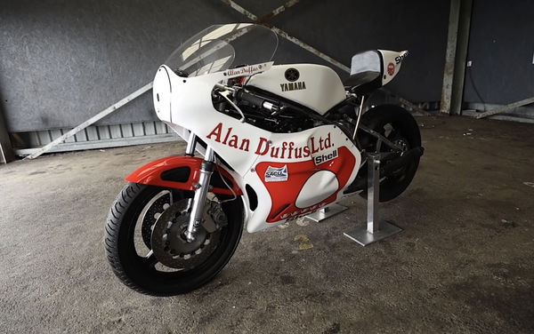 The Alan Duffus Yamaha TZ750 Niall will be racing in the event