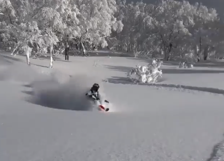 how to ride a motorcycle in snow