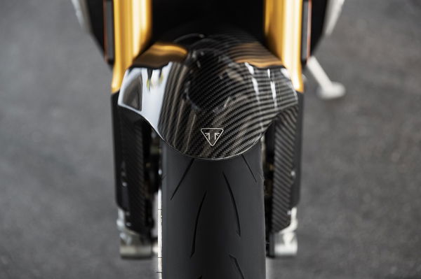 Speed Triple 1200 RS - Carbon Front Mudguard