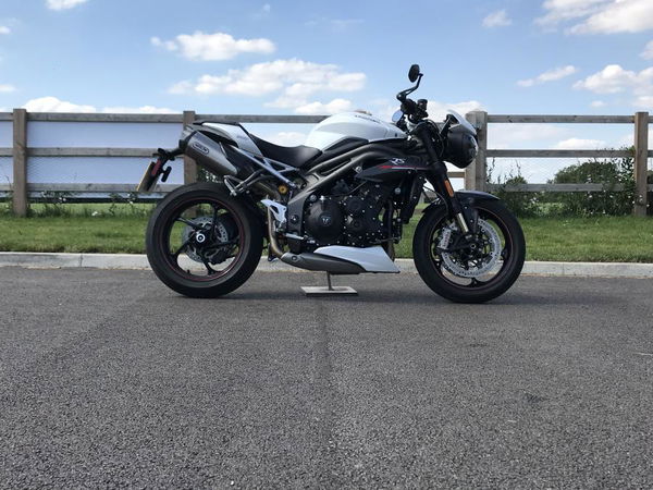 Speed Triple RS